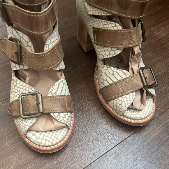 Freebird by Steven Bond Heels - Picture 3 of 5